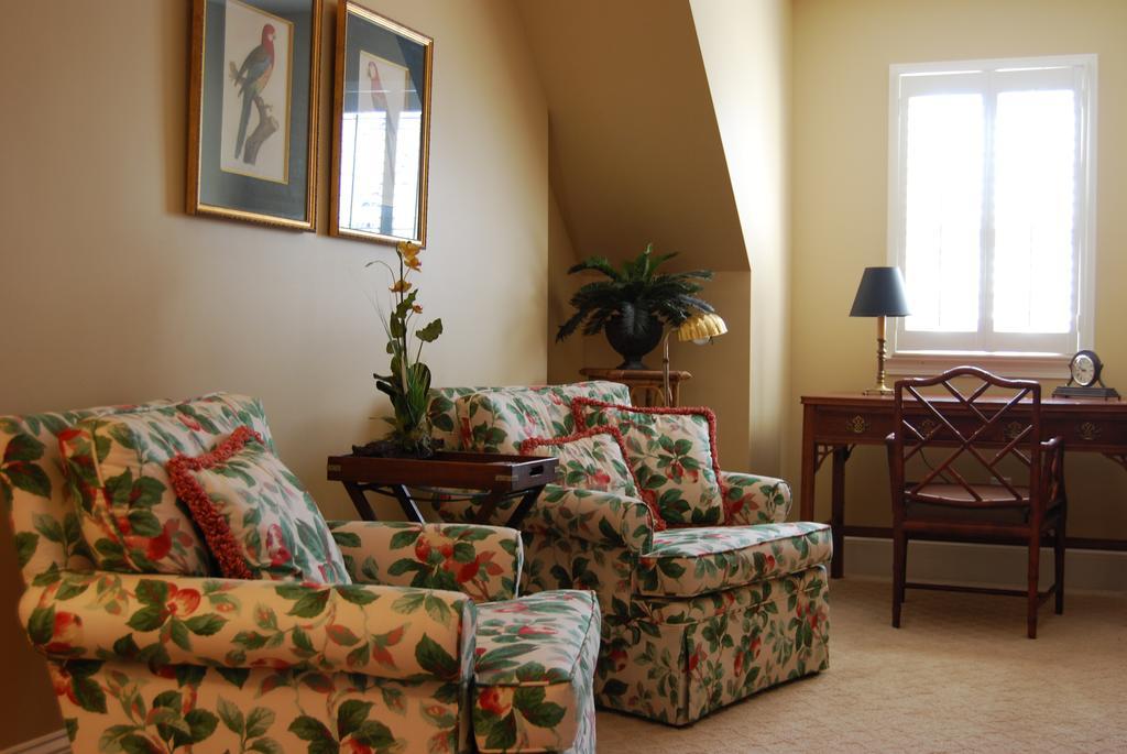 The Cottage Bed & Breakfast In Decatur Ga ภายนอก รูปภาพ